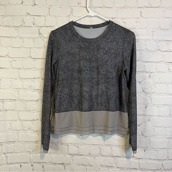 EUC SZ 4 Lululemon Sole Training Long Sleeve Sea Alpine White Dark Chrome UV - Picture 1 of 6
